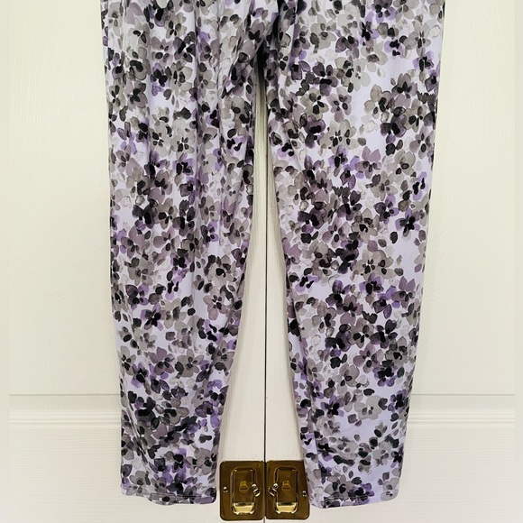 {Simply Vera Vera Wang} Pajama Top and Pants Matching Set in Purple - Small - Picture 13 of 15